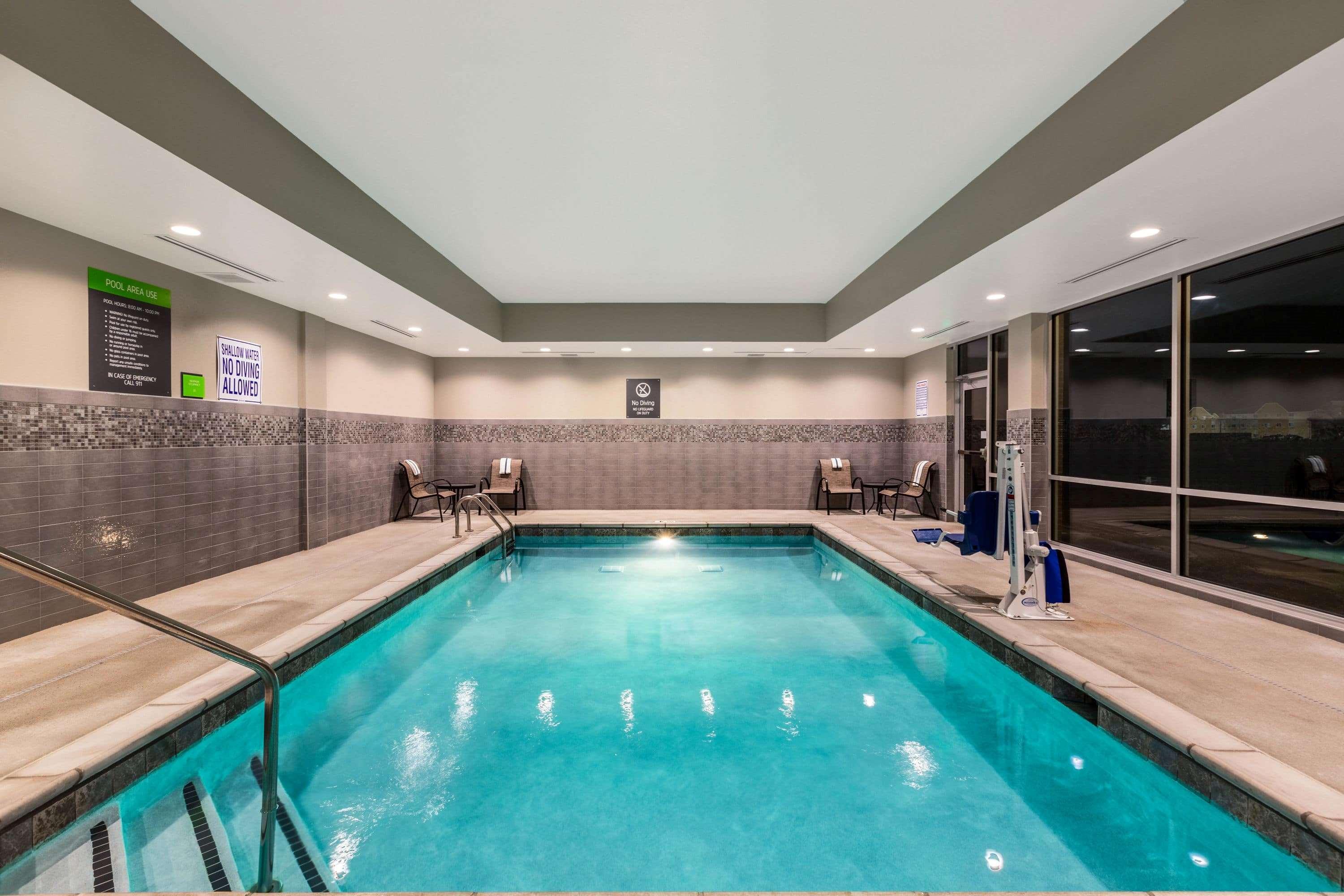 La Quinta By Wyndham Altoona Des Moines Hotel Bagian luar foto