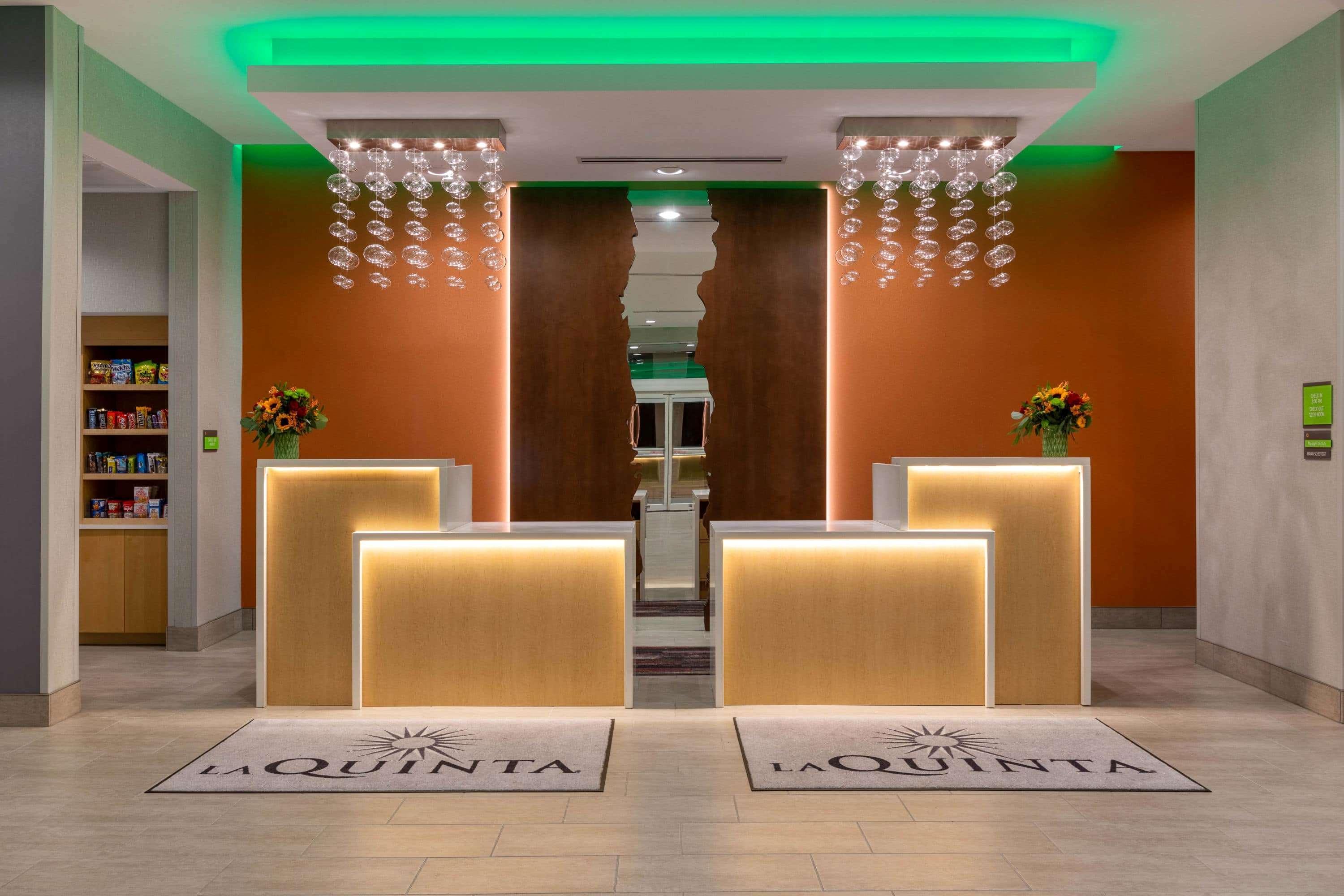 La Quinta By Wyndham Altoona Des Moines Hotel Bagian luar foto