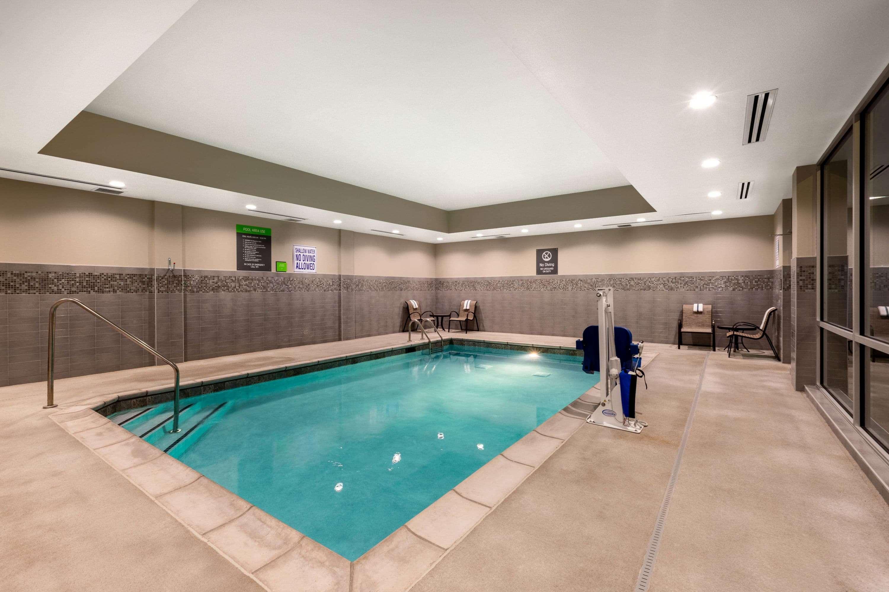 La Quinta By Wyndham Altoona Des Moines Hotel Bagian luar foto